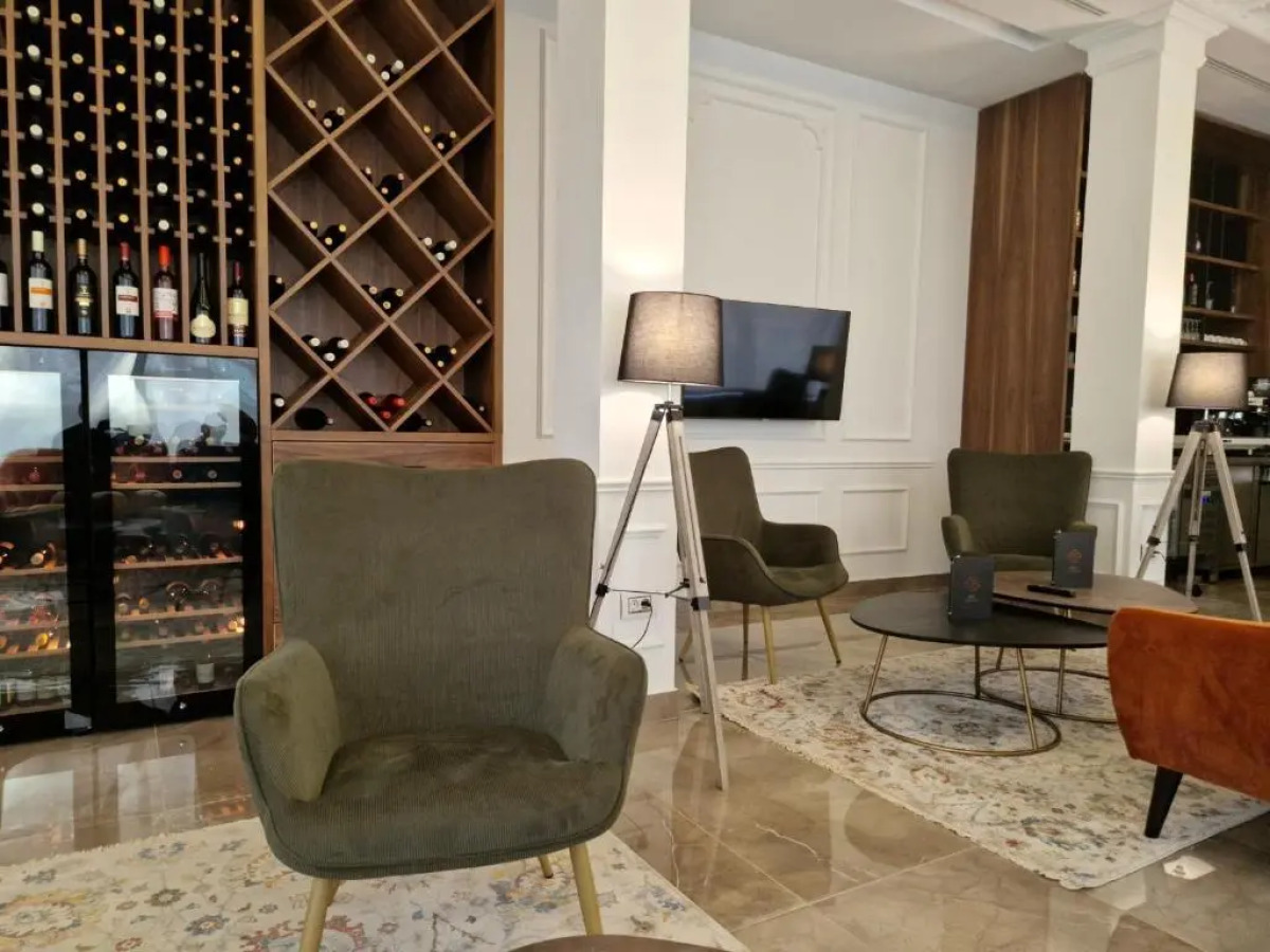 Отель H41 Luxury Suites