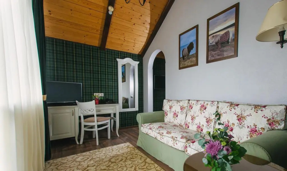 Гостевой дом Конюшенный двор