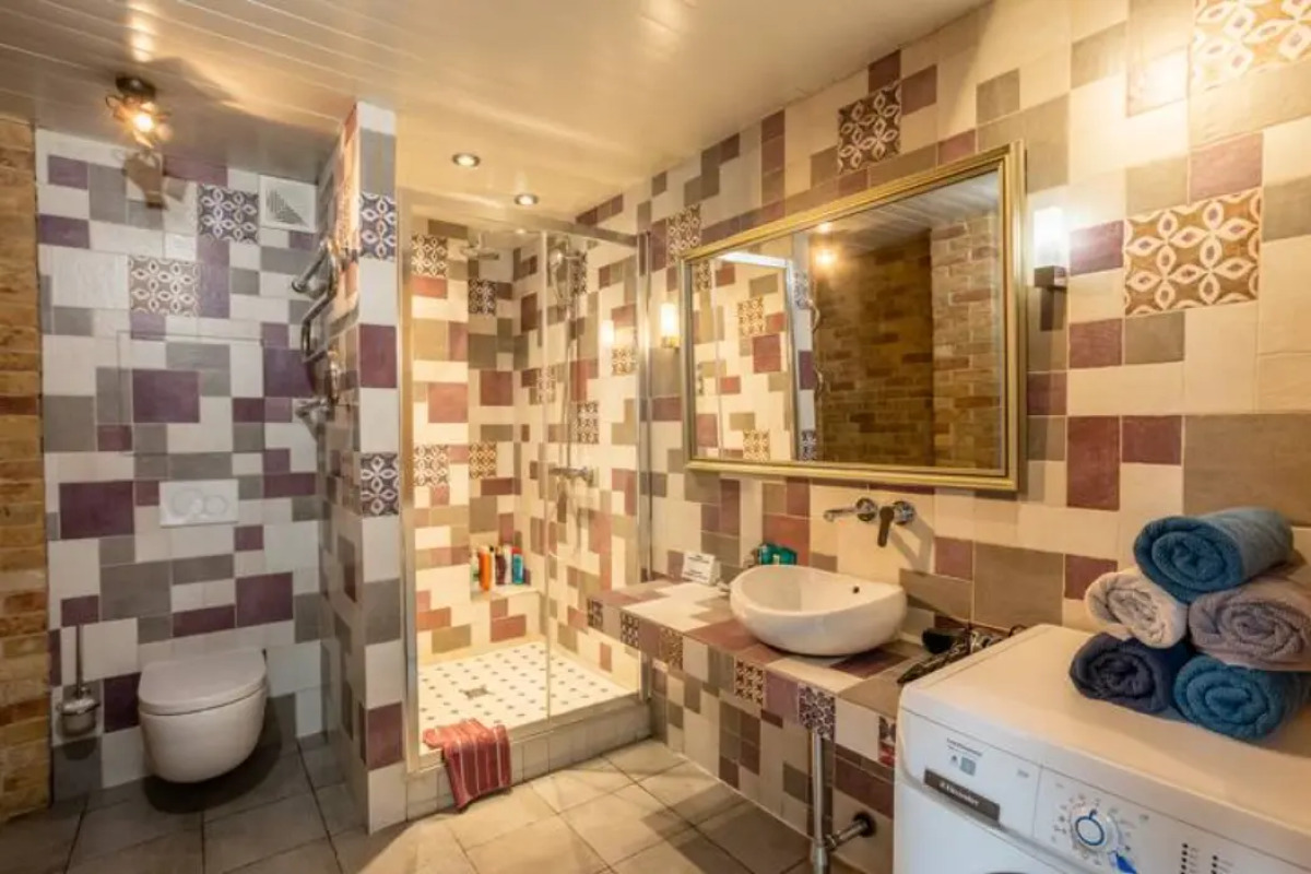 Apartments Лофт с Белым Камином