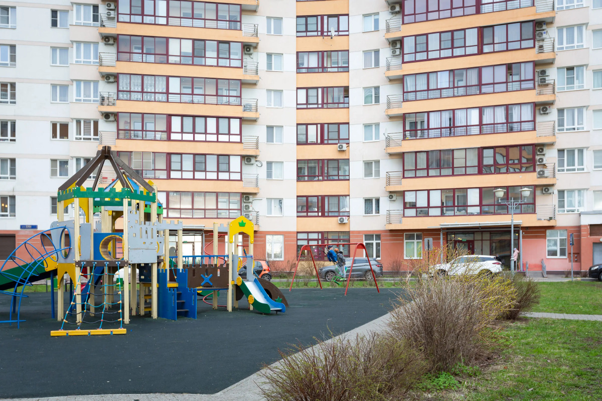 Апартаменты 2комнатные с балконом в мкр "Зеленый Бор"