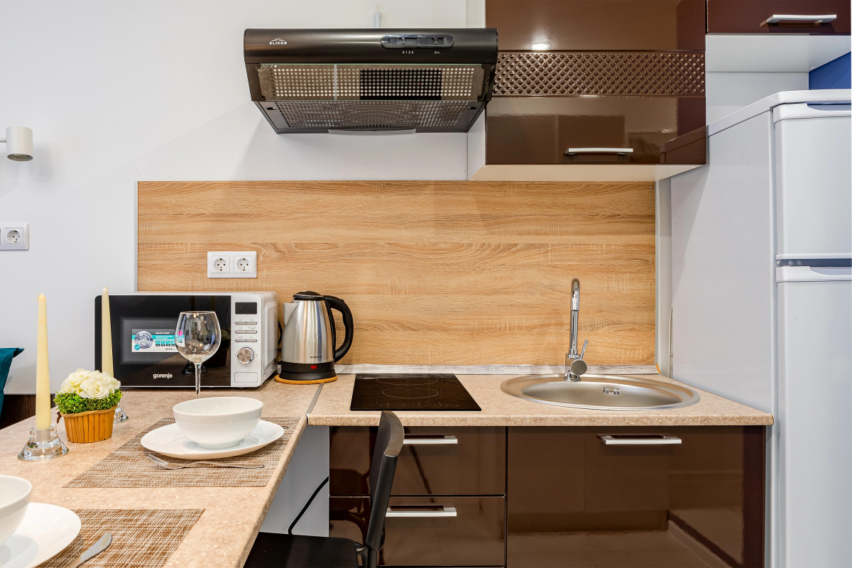 Апартаменты InHome24 в 3-5 минутах хотьбы от остановок общественного транспорта