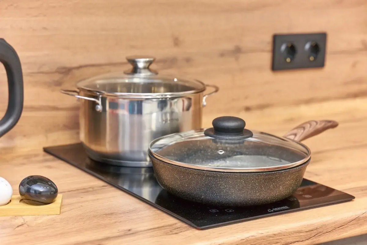 Квартира Студия в новом доме ЖК Премьер, самый центр города у Гипермаркет Семья по адресу Николая Островского 52 на 4 человек