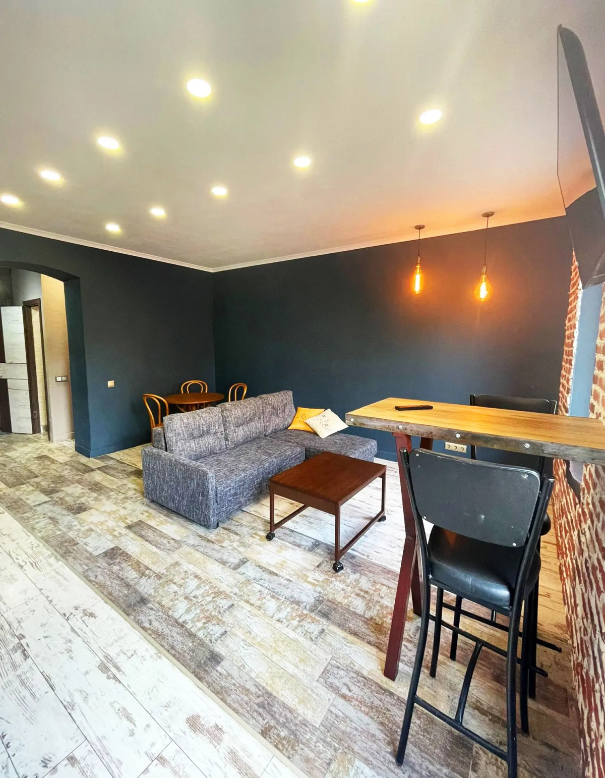 Апартаменты двухкомнатные Йоркштрассе