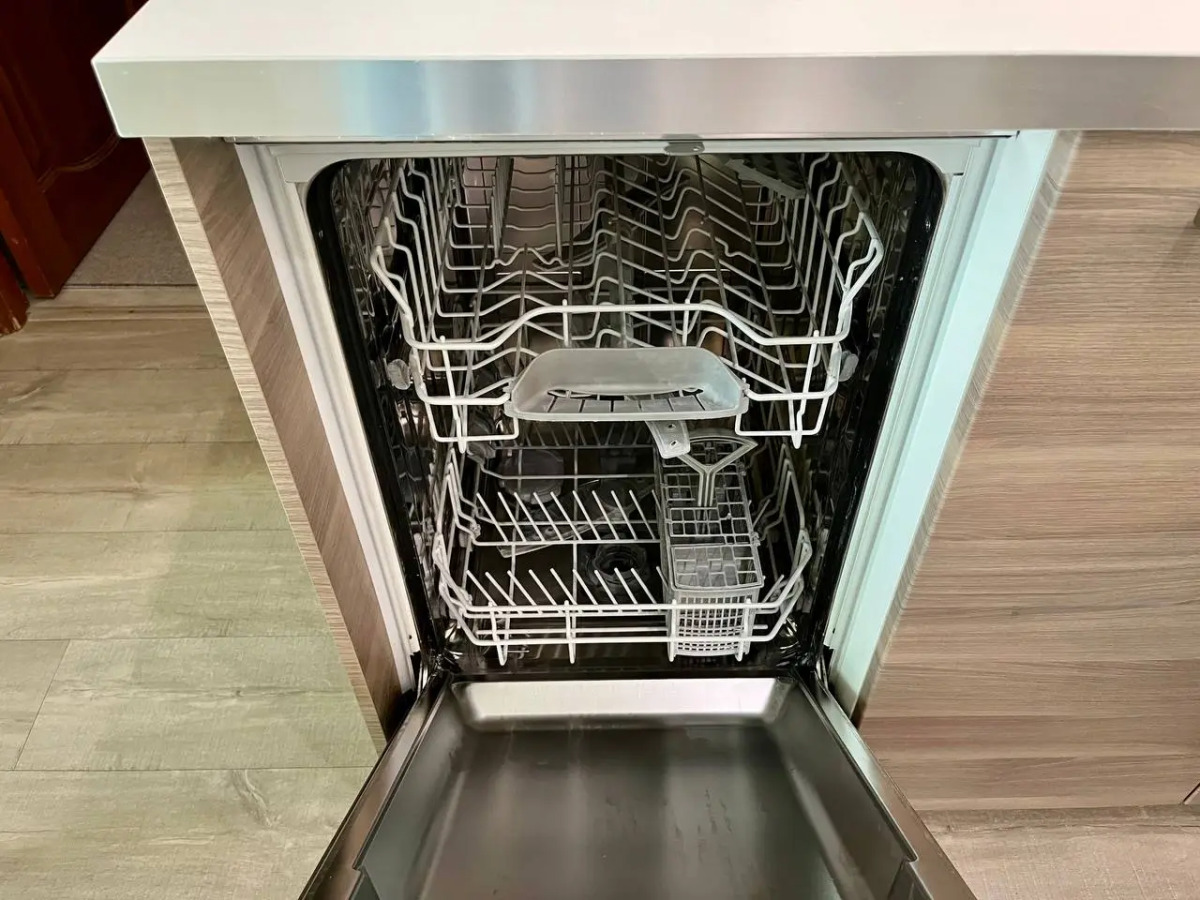 Квартира Просторная Озеро Харовое рядом с центром Казани