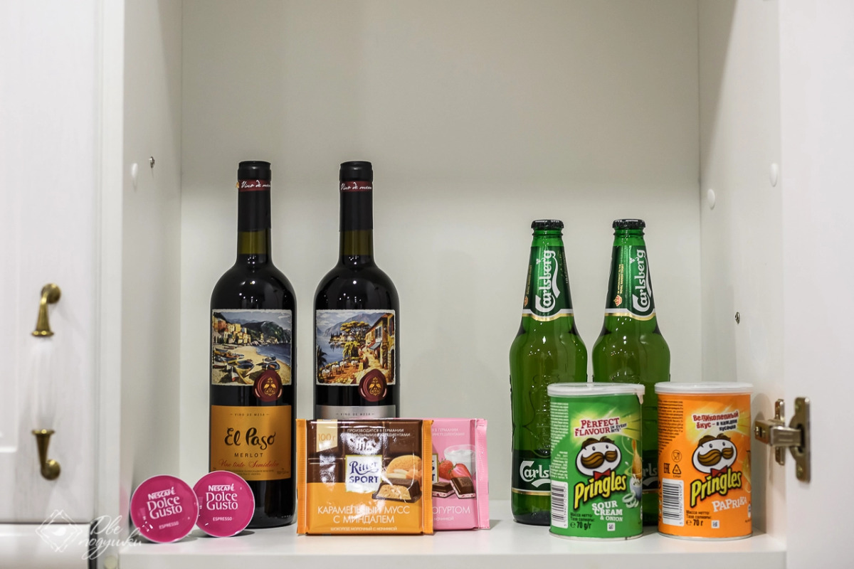 Апартаменты Однокомнатные на Дуки, 11 этаж, Мишки