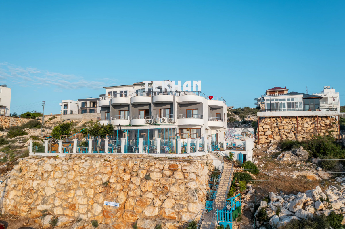 Hotel TEK HAN KUMKUYU