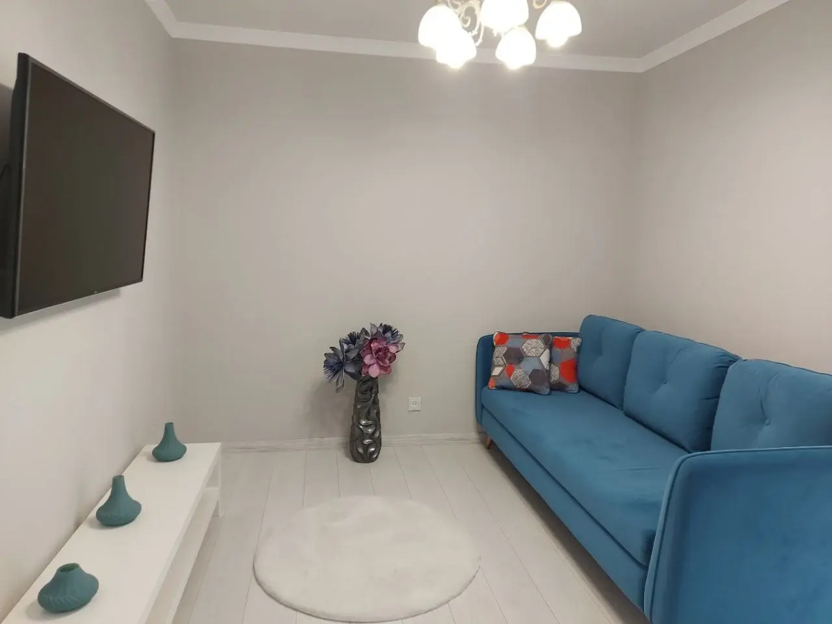 Квартира Flatirini Джикаева 1А