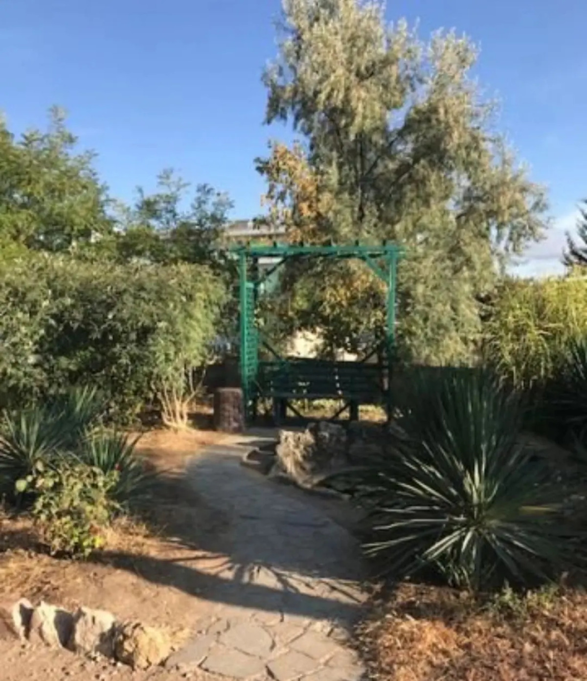 Апартаменты На Базе Отдыха Любоморье