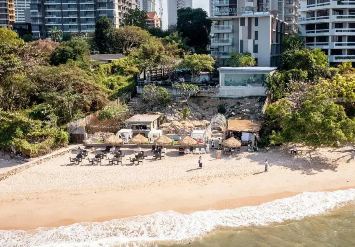 Курортный отель Golden Tulip Pattaya Beach Resort