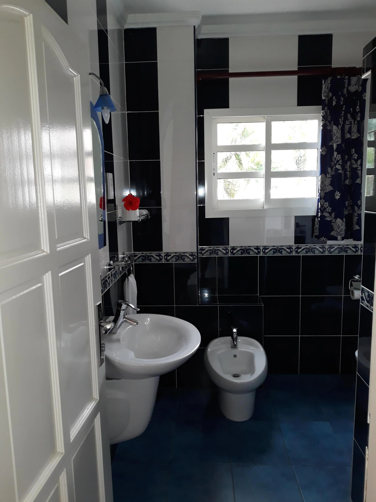 Апартаменты Au Fond De Mer View