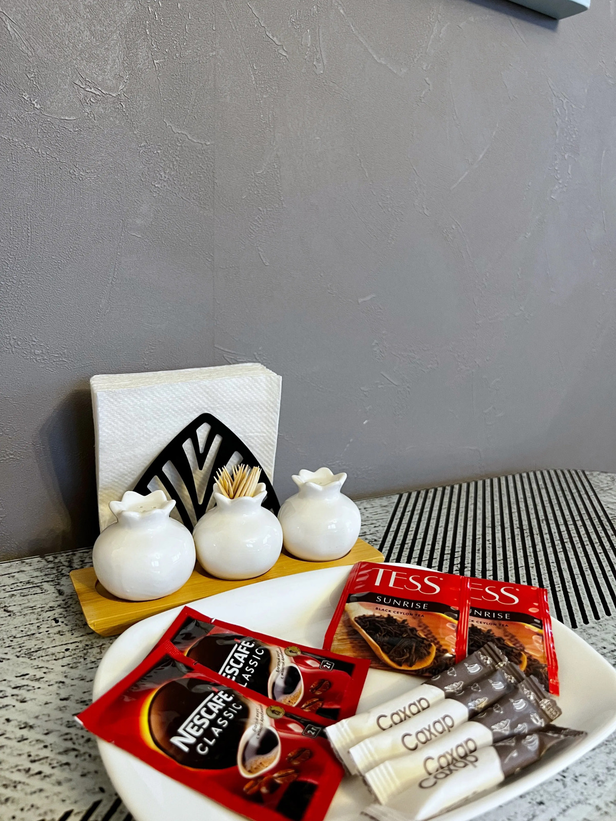 Апартаменты Granada дизайнерская квартира-студия с новым ремонтом в самом центре города