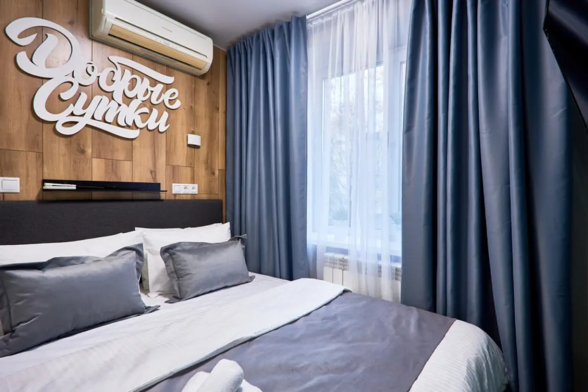 Апартаменты 3 на 50-лет Октября 14/6