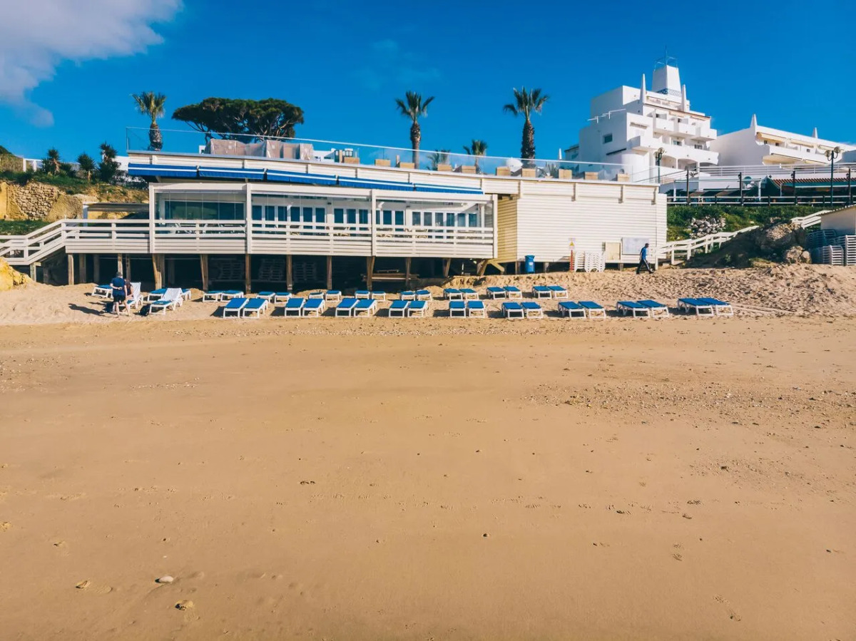 Апарт-Отель Grand Muthu Oura View Beach Club