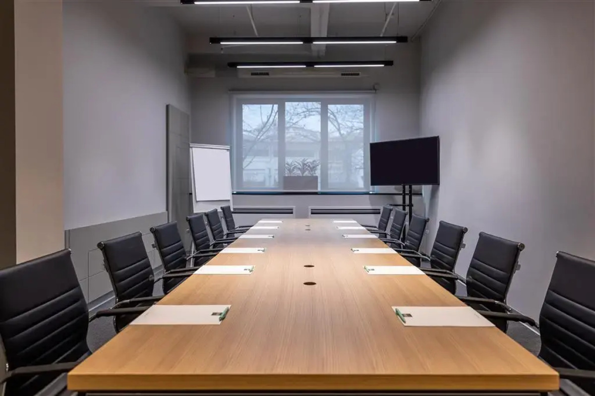 Отель Mona Plaza