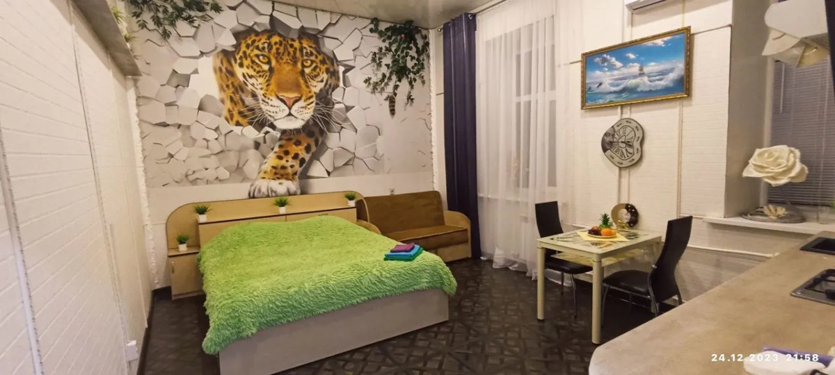 Квартира на Крестовой улице 27