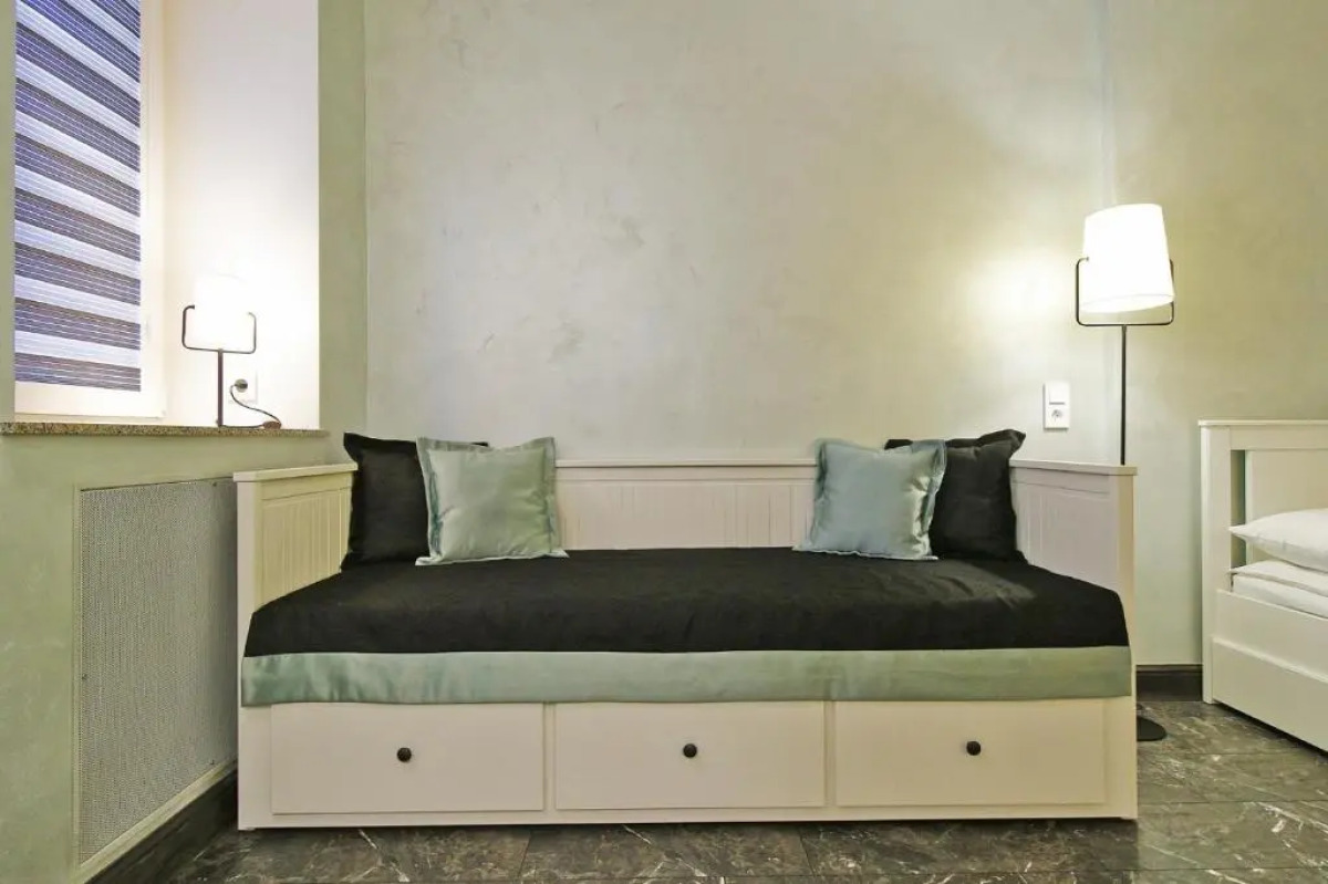 Апартаменты у Башни Врангеля