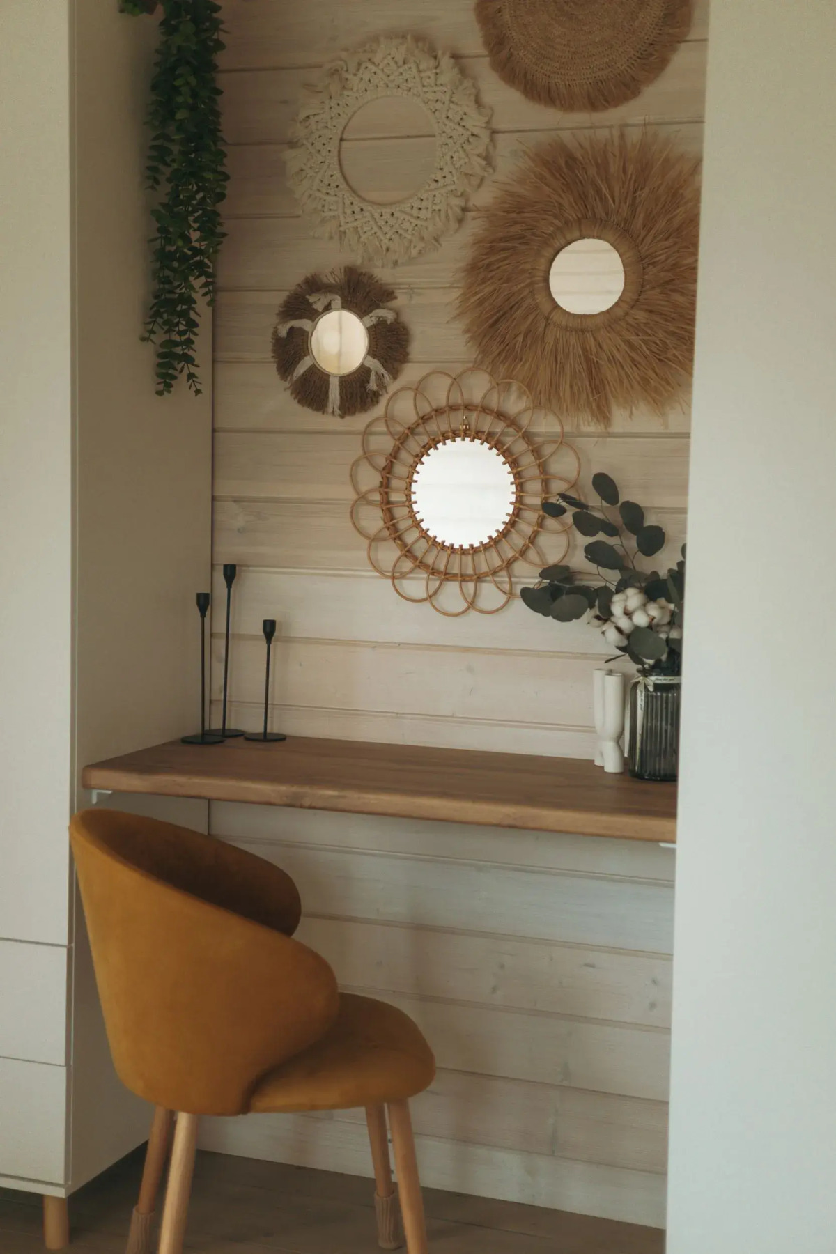 Частный дом с баней и чаном у воды и леса