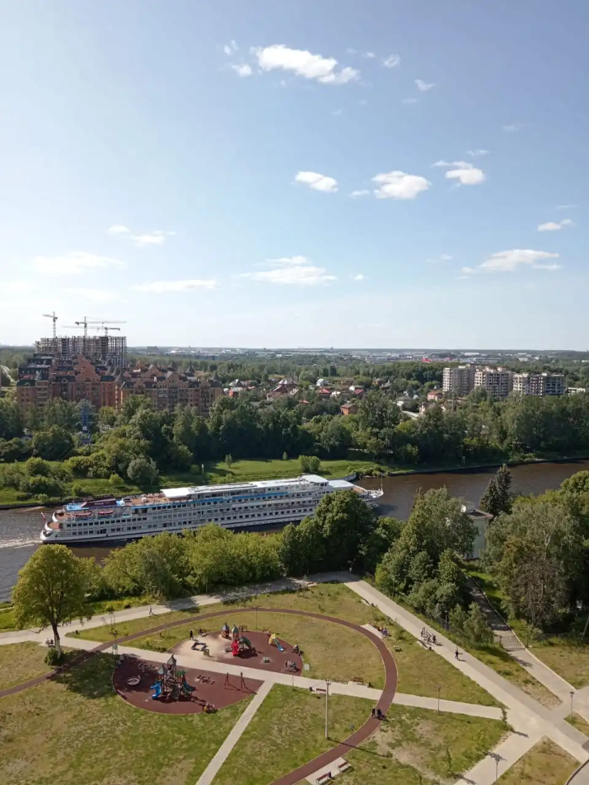 Апартаменты BRIGANTINA LOFT STILE