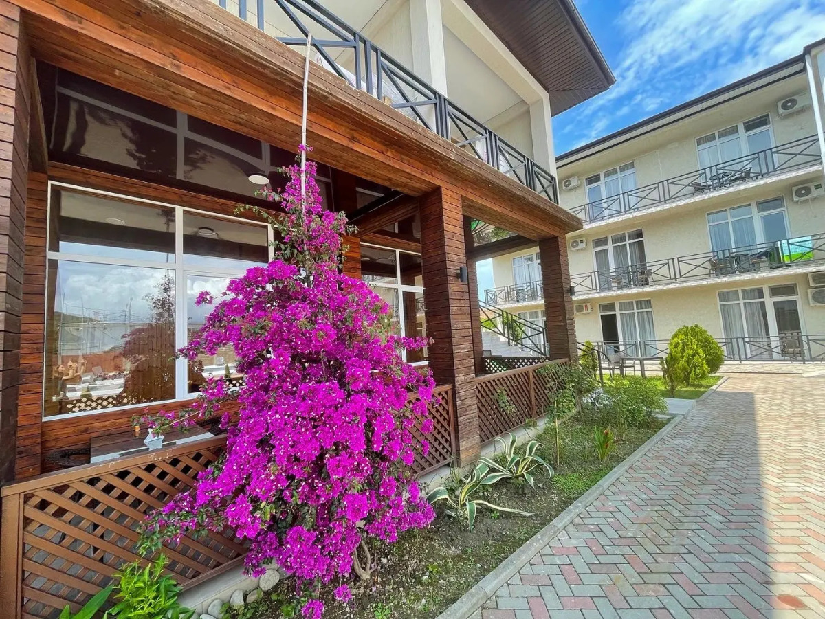 Отель Бугенвиллея