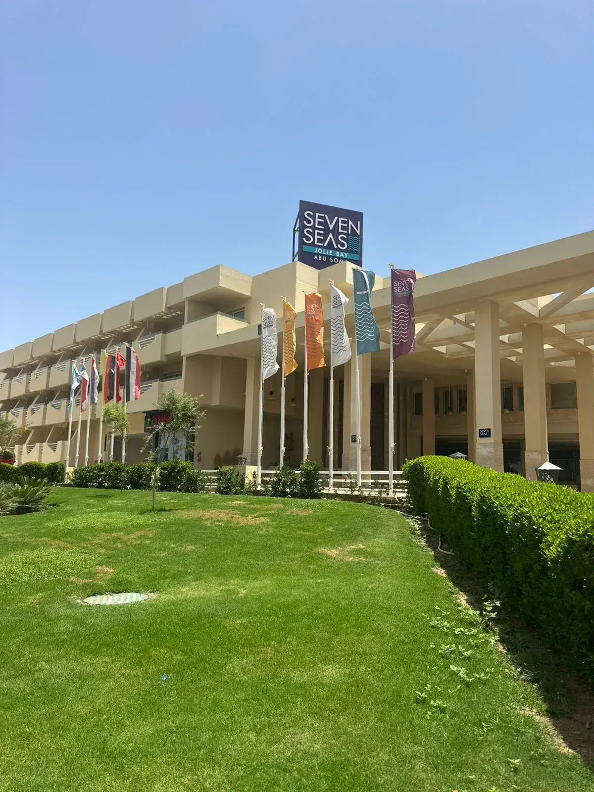 Seven Seas Jolie Bay