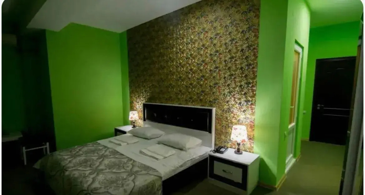 Отель Баттони