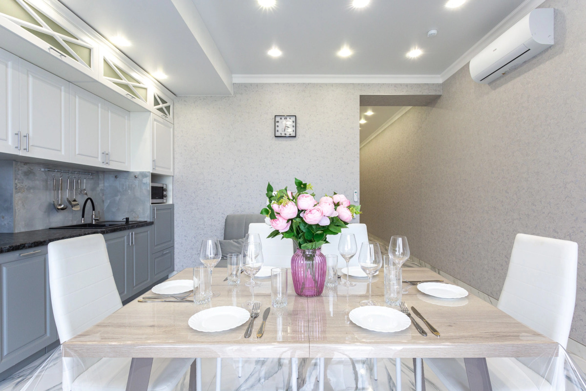 Апартаменты Red Apartments Светлана Парк Ассоль