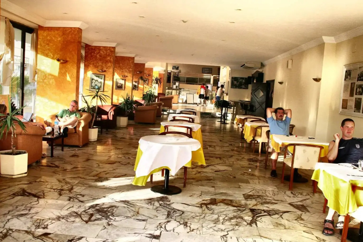 Отель Tuntas Beach Altinkum