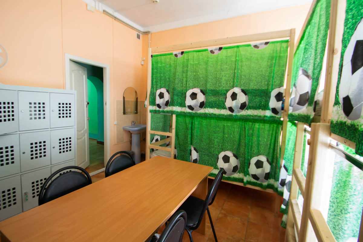 Хостел Champion