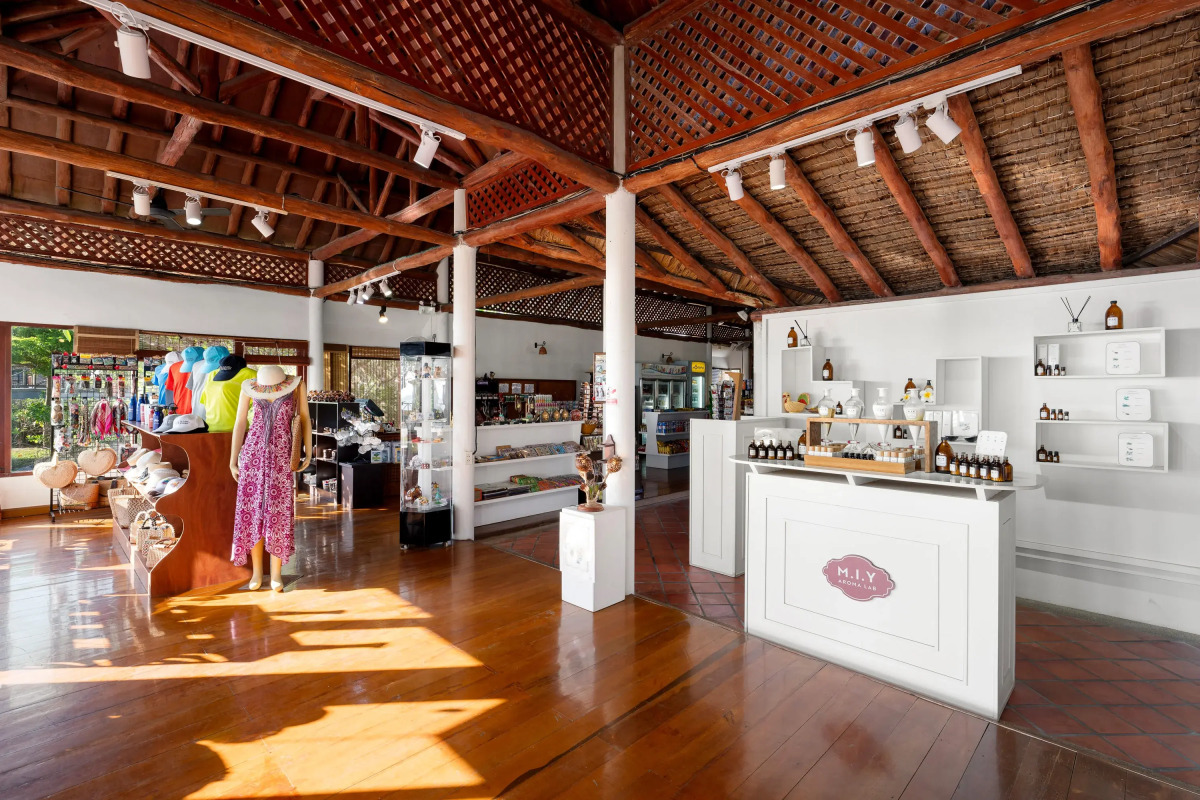 Отель Saii Phi Phi Island Village