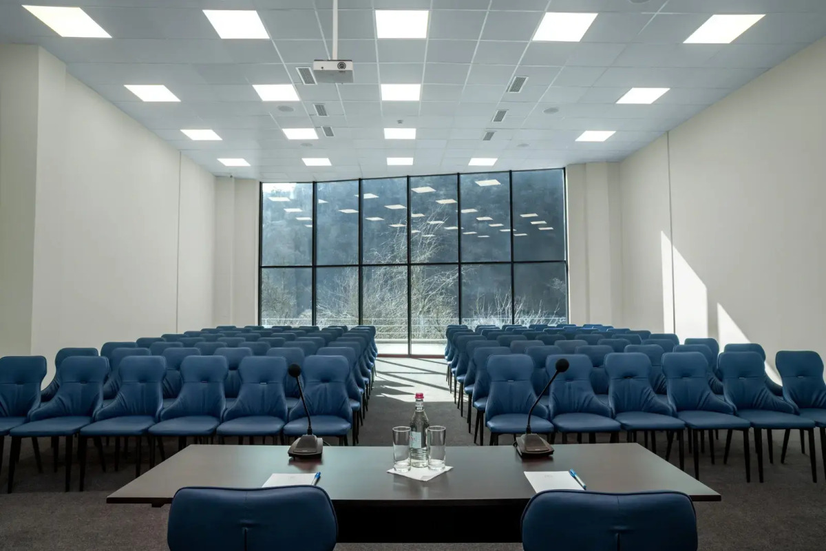 Отель Ani Forest Hills Resort