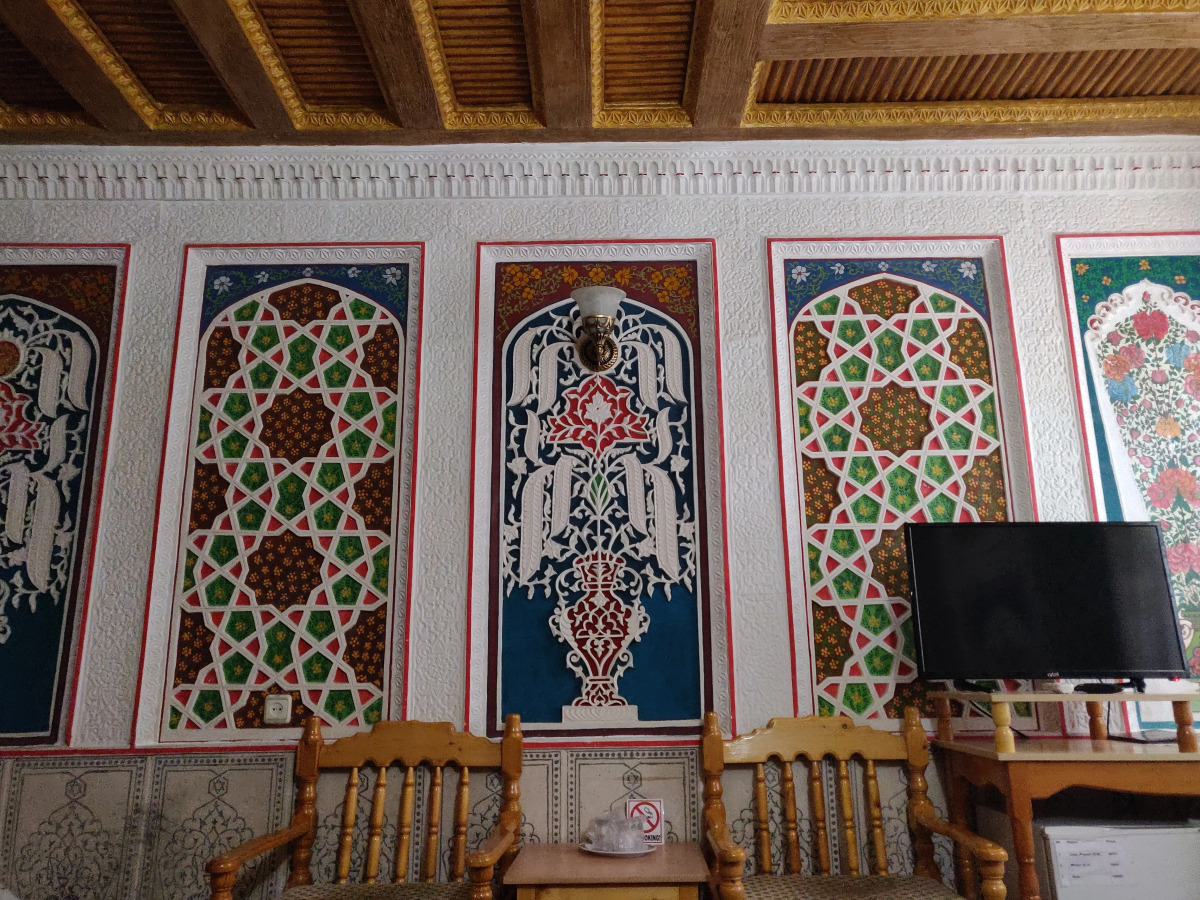 Отель Sasha & Son