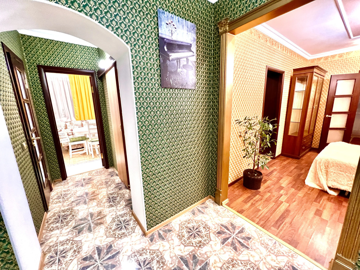 Просторные двухкомнатные Апартаменты в ЖК Камелот рядом с Набережной р. Волга (Садовая 335)