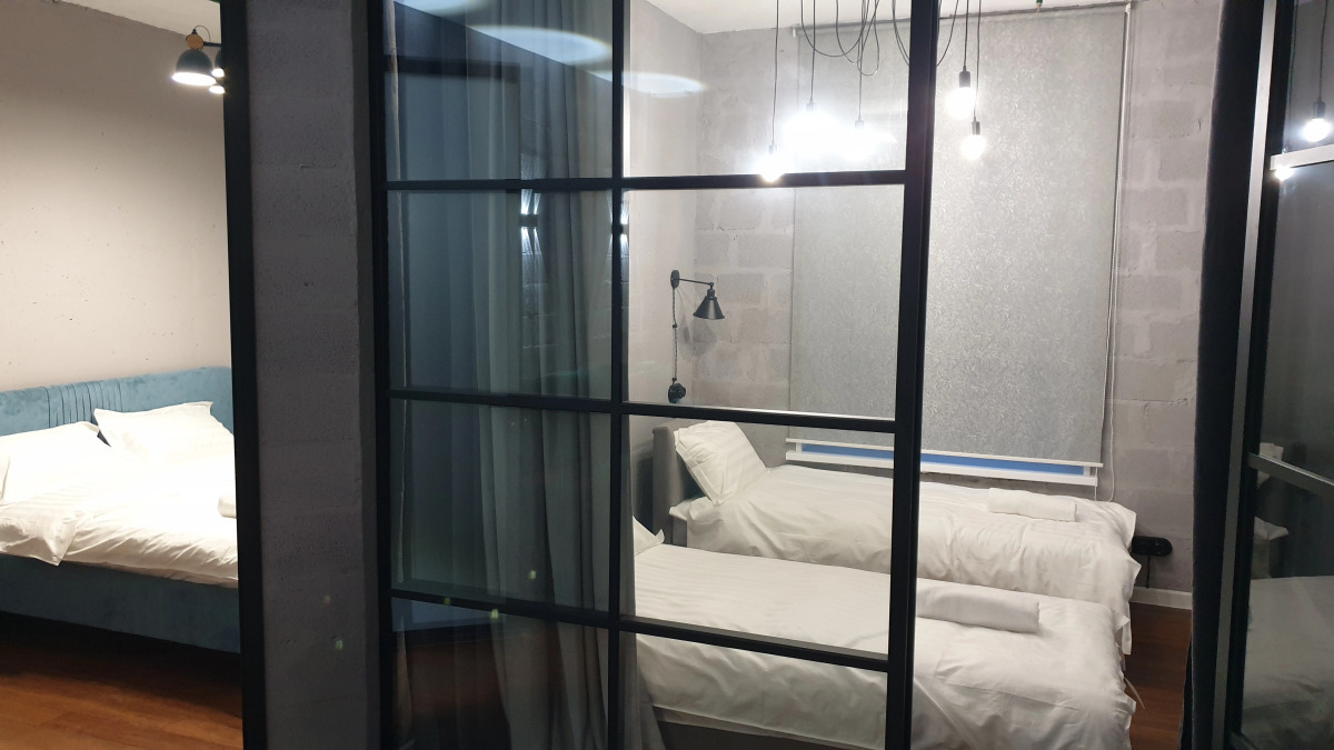 Апартаменты Green Lamp Downtown