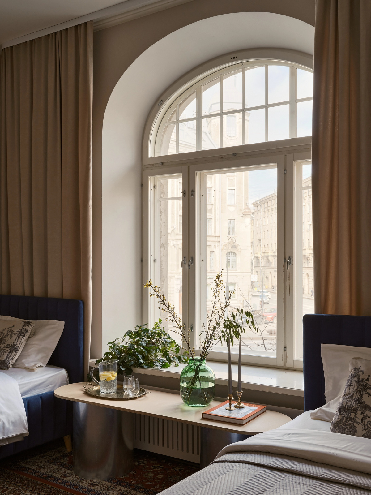 Апартаменты 170 кв. м. с 3 спальнями гостиной и красивым видом