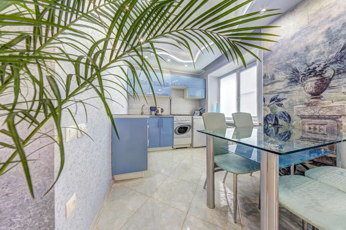 Апартаменты ИннХоум на Свободы 96