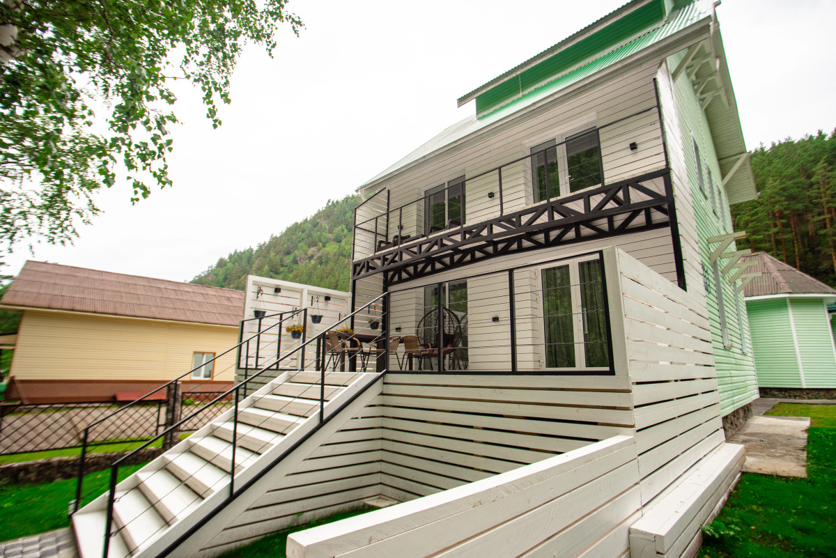 Отель ГК Ареда 1 - Mountain