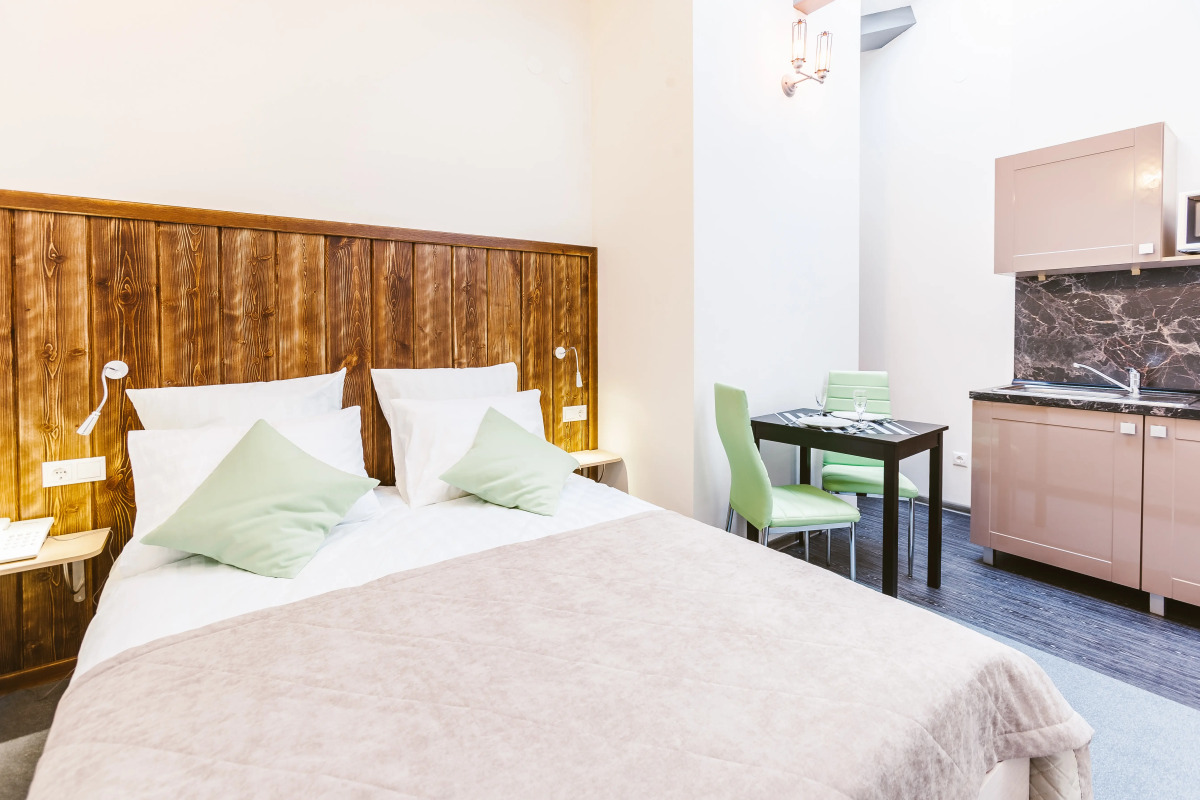 Апартаменты №3 у отеля DoubleTree by Hilton