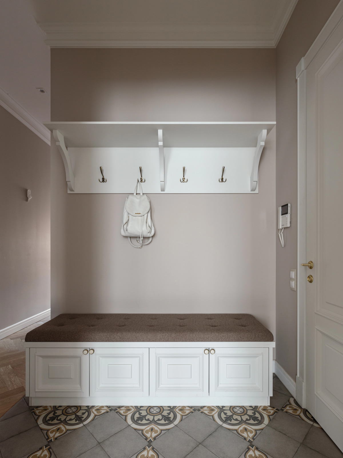 Апартаменты Bird Nest 80 кв.м с Балконом и Видом на Набережную Канала Грибоедова