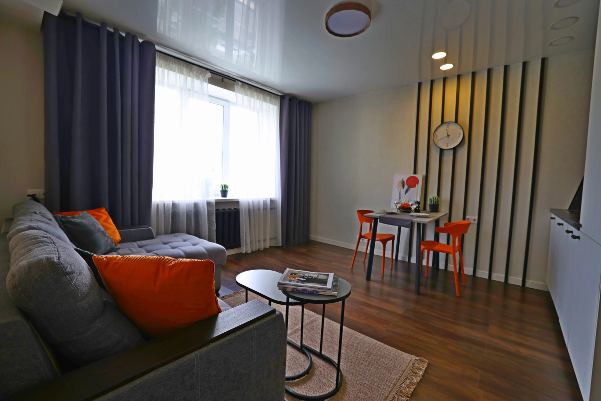 Квартира Стильная Современная с Проектором для Уютных Вечеров в Историческом Центре Города