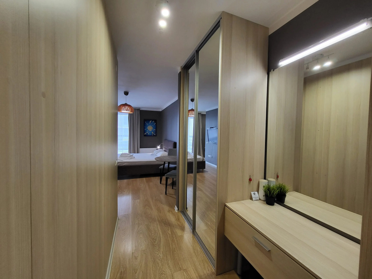 Квартира Эрвье 24к1