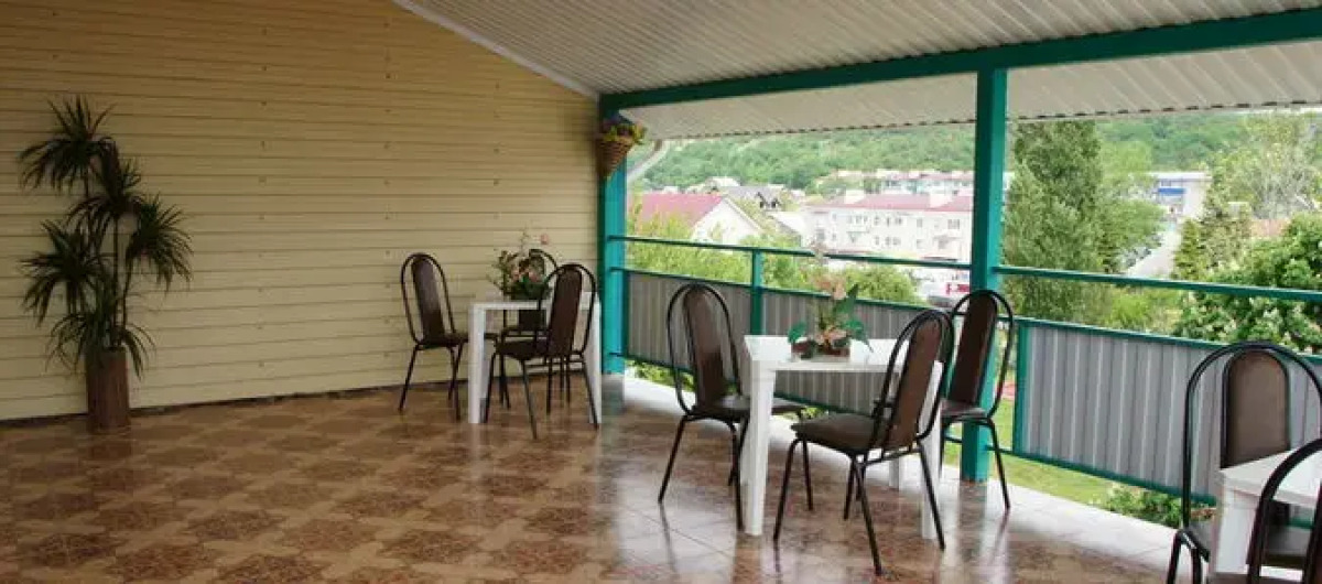 Гостиница Изумруд