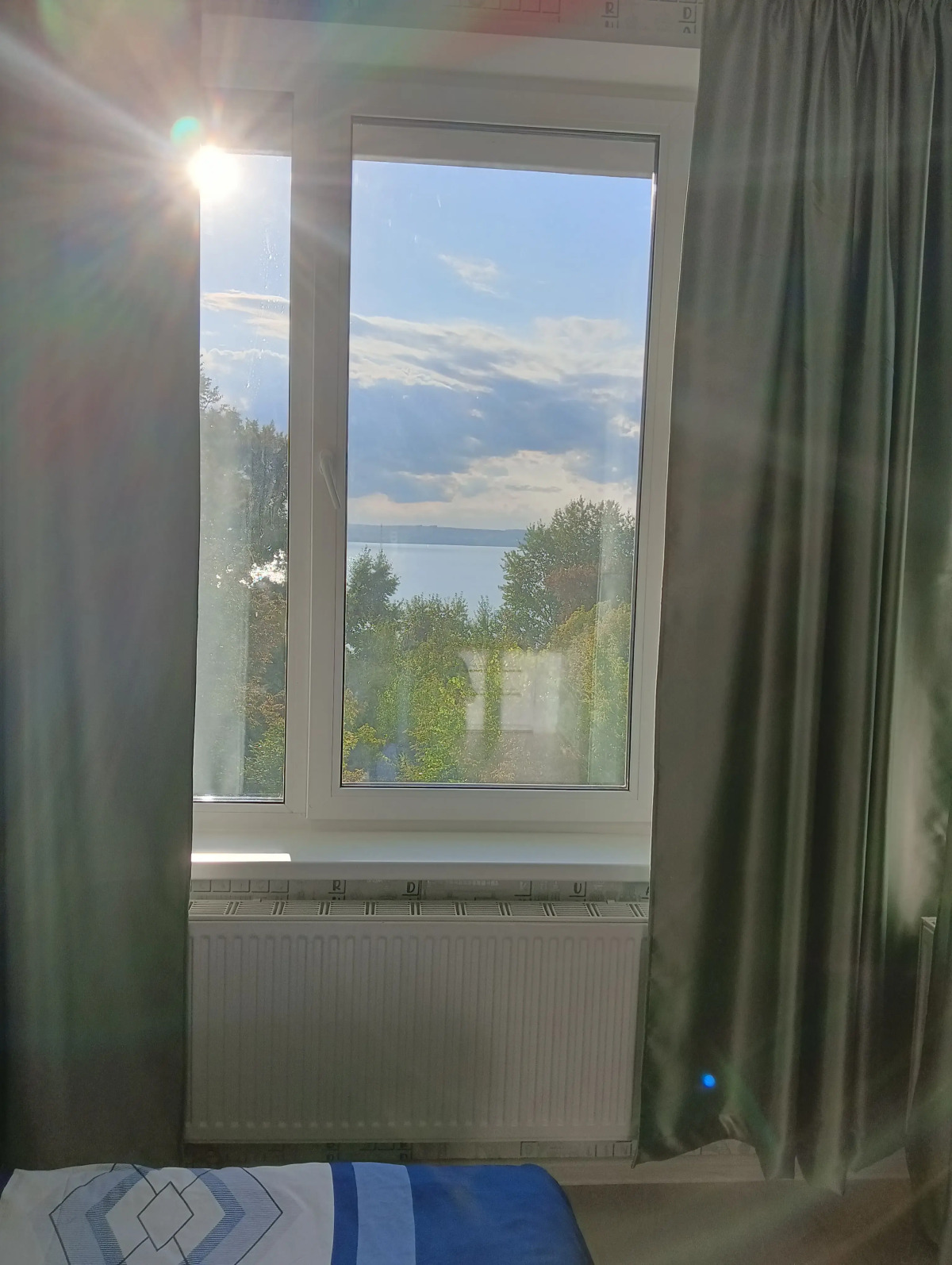 Квартира 2хкомнатная квартира в новом ж/к с видом на пруд