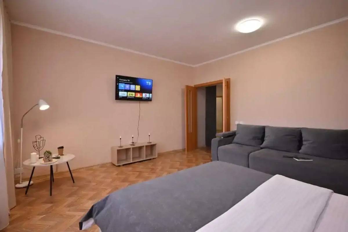 Квартира Двухкомнатная Напротив ТРЦ Планета