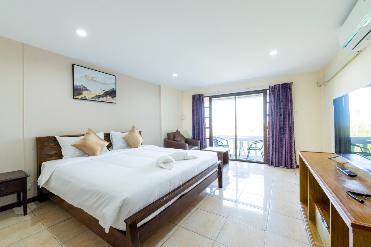 Отель Hillside Resort Pattaya