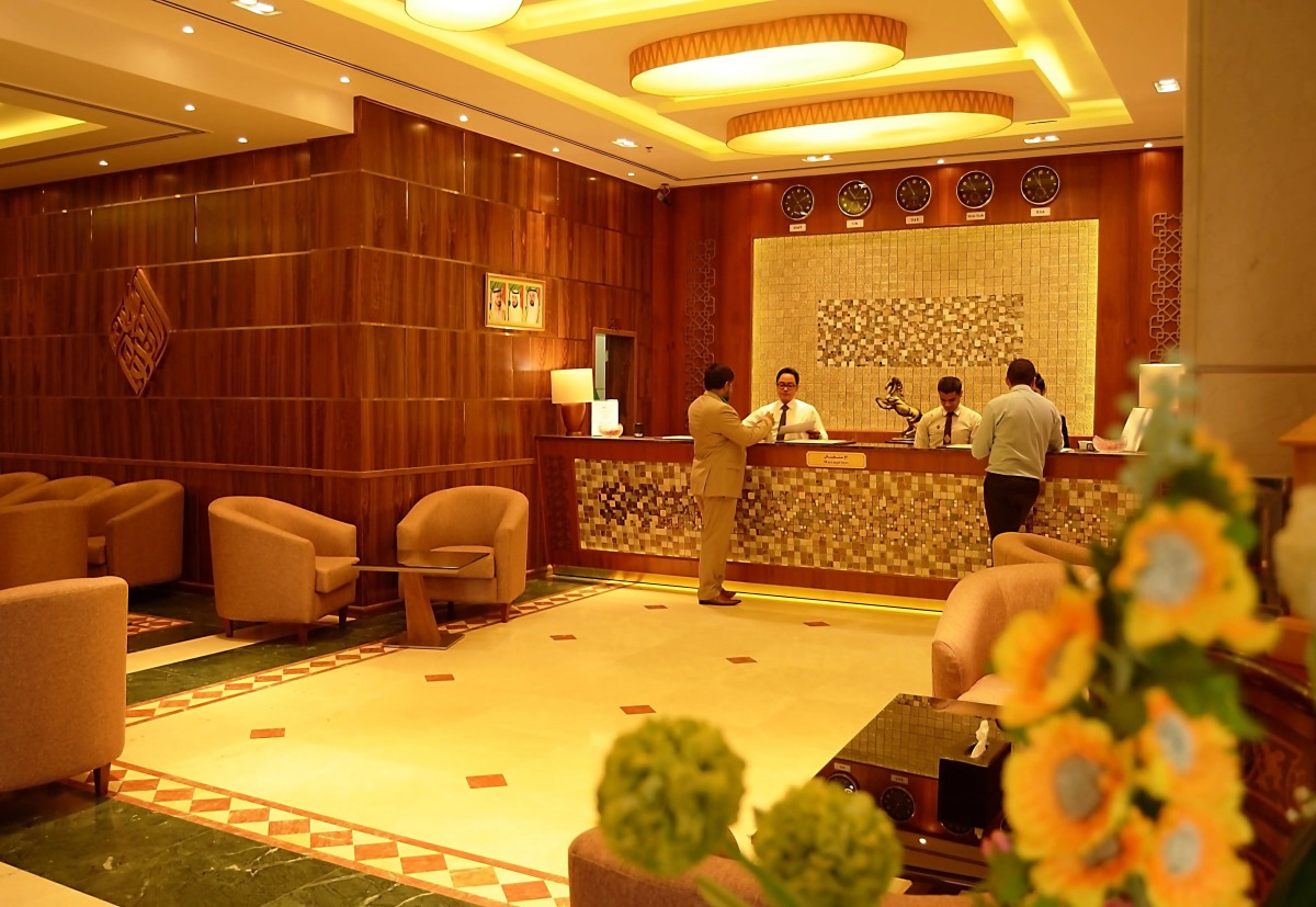 Отель Nejoum Al Emarate