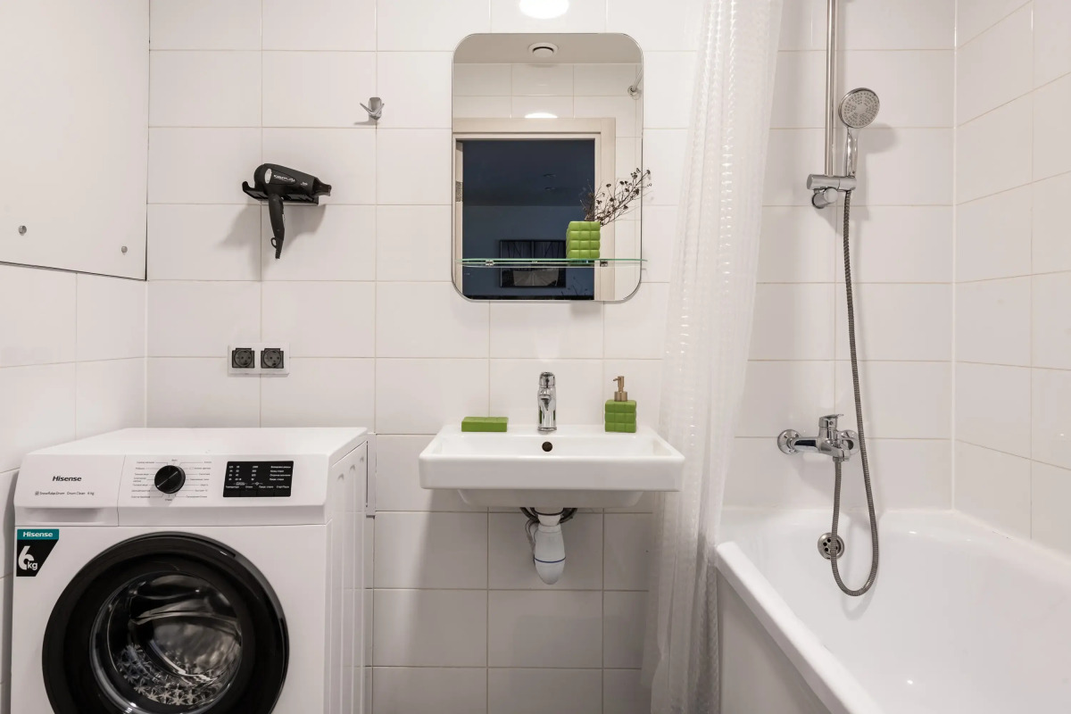 Квартира Уютная евродвушка у метро Озерная, 3 раздельных спальных места