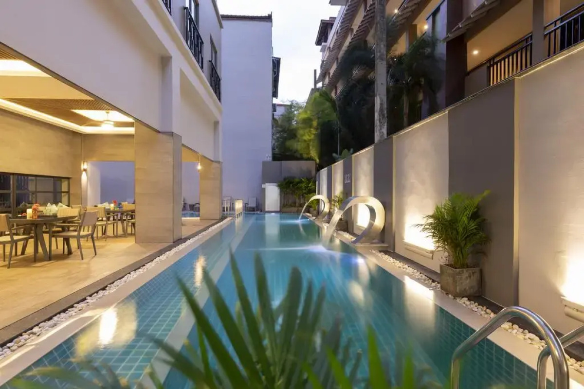 Отель Woovo Phuket Patong