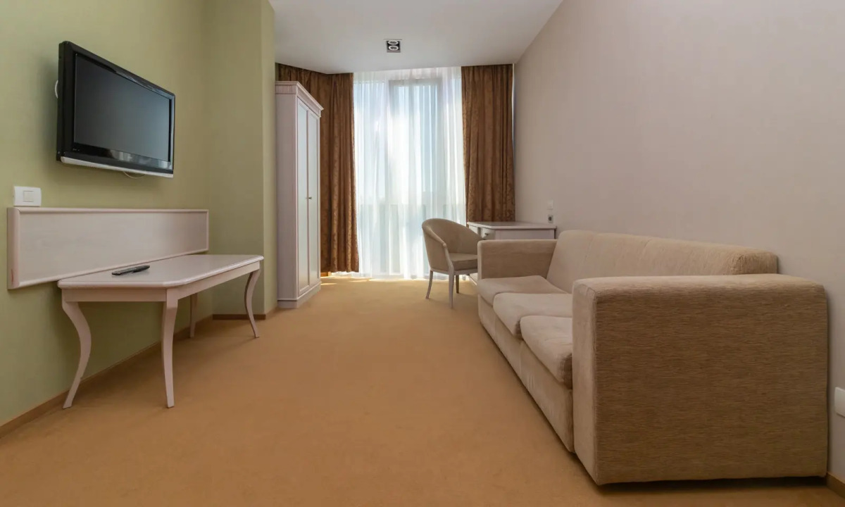 Пансионат Изумруд