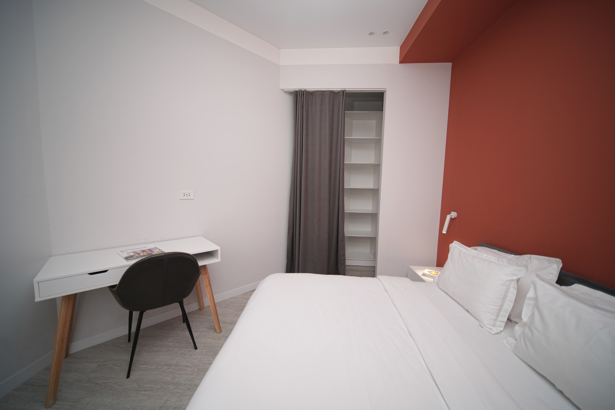 Апартаменты улучшенные в центре города от Sweet Home