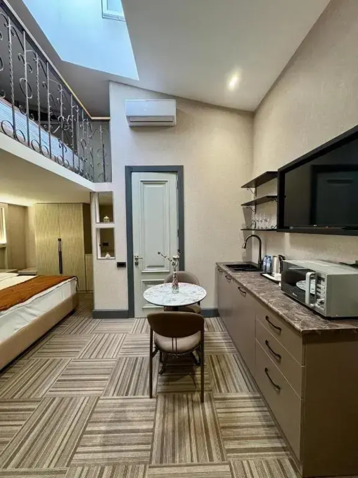 Отель Nizami Central Park